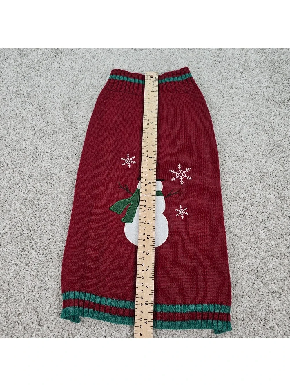 Petco Christmas Winter Sweater Embroidered Snowman Tagged XL Measures Medium